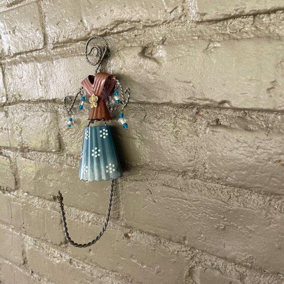 Adorable Chic Metal Dress Hook for Robes, Clothes, Purses Etc - Picture 7 of 7